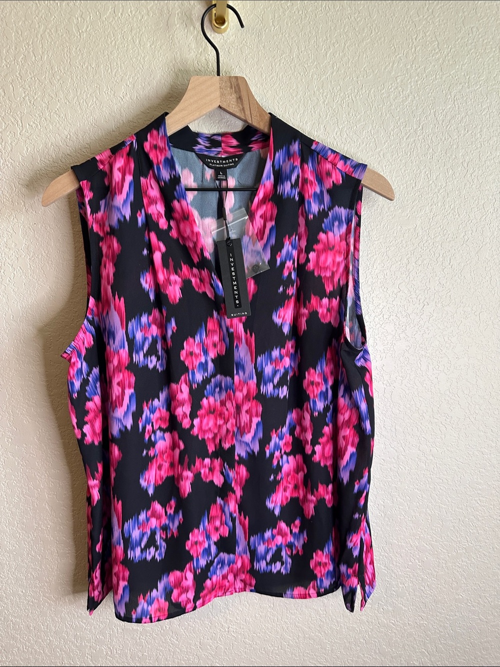 NWT Investments Platinum Suiting Floral Sleeveless Blouse Pink Purple L